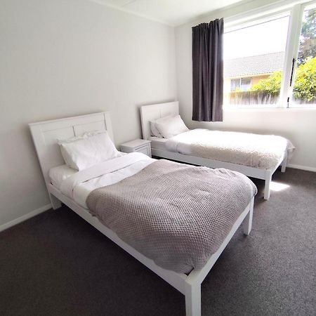 3-Bedroom House-Big Yard- Netflix Hamilton Buitenkant foto